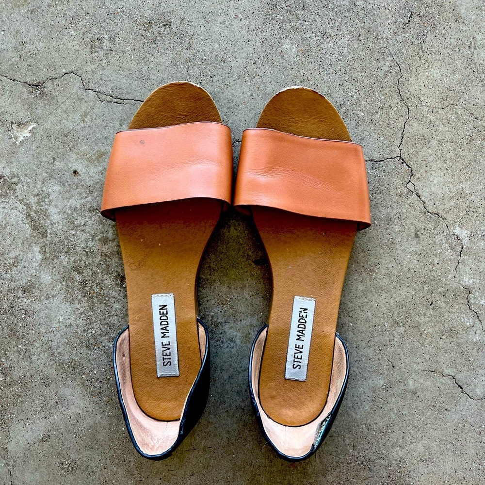 STEVE MADDEN side step Sandal Women’s Size 7.
